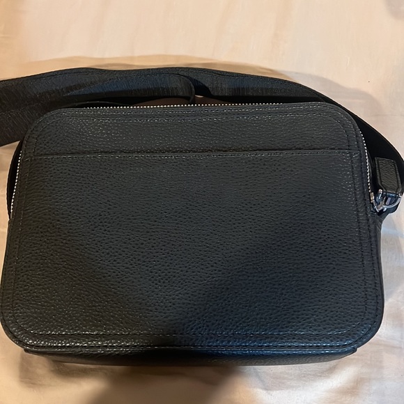 Men’s Michael Kors bag. Never used! - Picture 2 of 6
